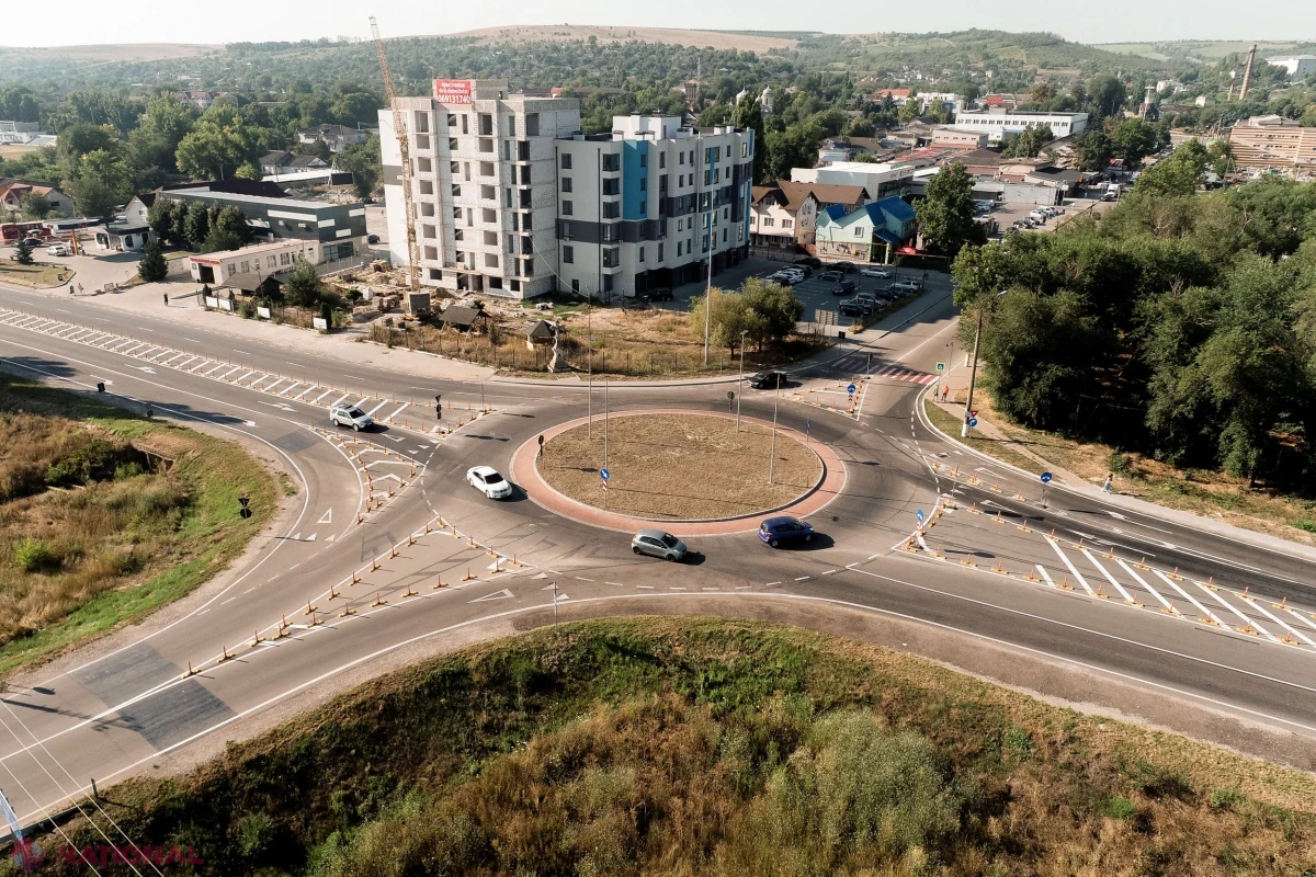 Intersecția „punct negru” de pe drumul R2, transformată într-un sens giratoriu modern la Anenii Noi