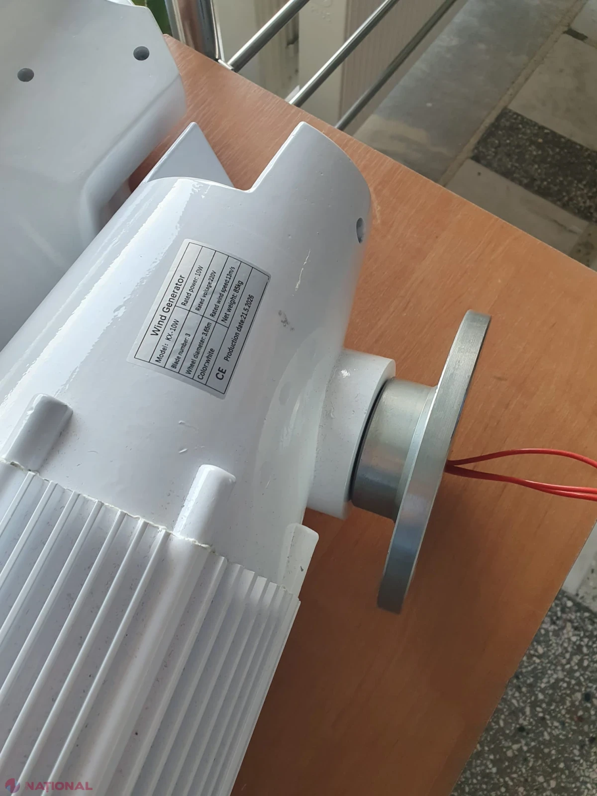 Invertoare, pompă hidraulică și produse fitosanitare nedeclarate, depistate la vămile Leușeni și Tudora