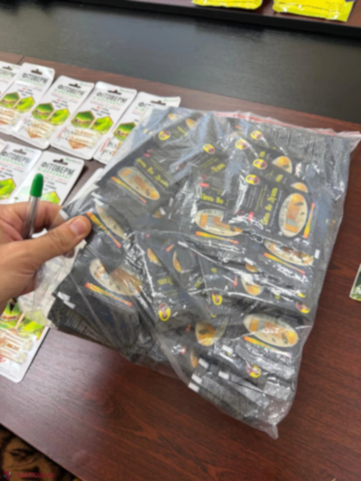 Invertoare, pompă hidraulică și produse fitosanitare nedeclarate, depistate la vămile Leușeni și Tudora