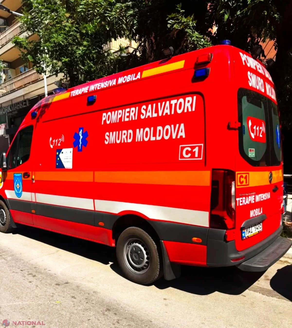 O minoră rănită într-un accident în Grecia, adusă în siguranță la Chișinău cu o autospecială SMURD