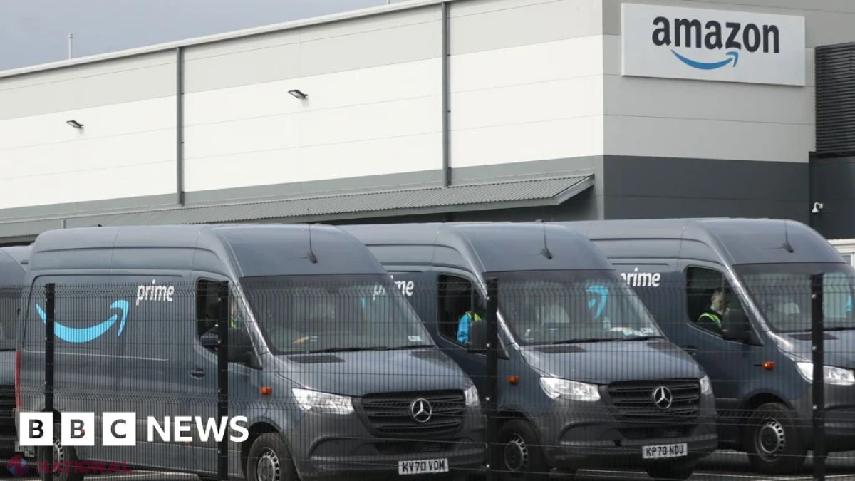 Urmărire nebună cu o dubă Amazon furată, la 160 km/h, prin trei orașe britanice: șofer de 25 de ani, arestat după ce a lovit mașini și mobilier stradal