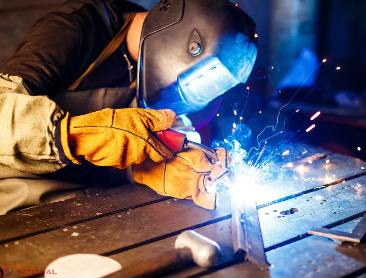 Producția industrială urcă cu peste 10% în iunie 2026, impulsionată de energie și industria prelucrătoare