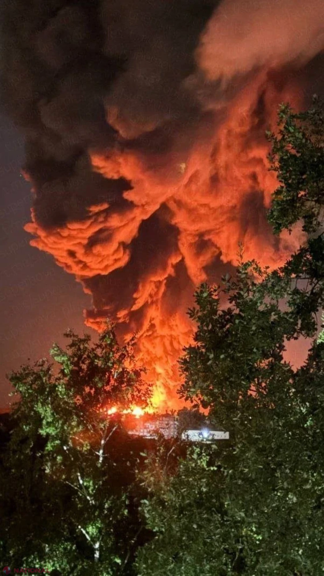 Forțele ucrainene lovesc din nou centrul logistic Wildberries din Rusia, provocând incendiu uriaș în regiunea Tambov