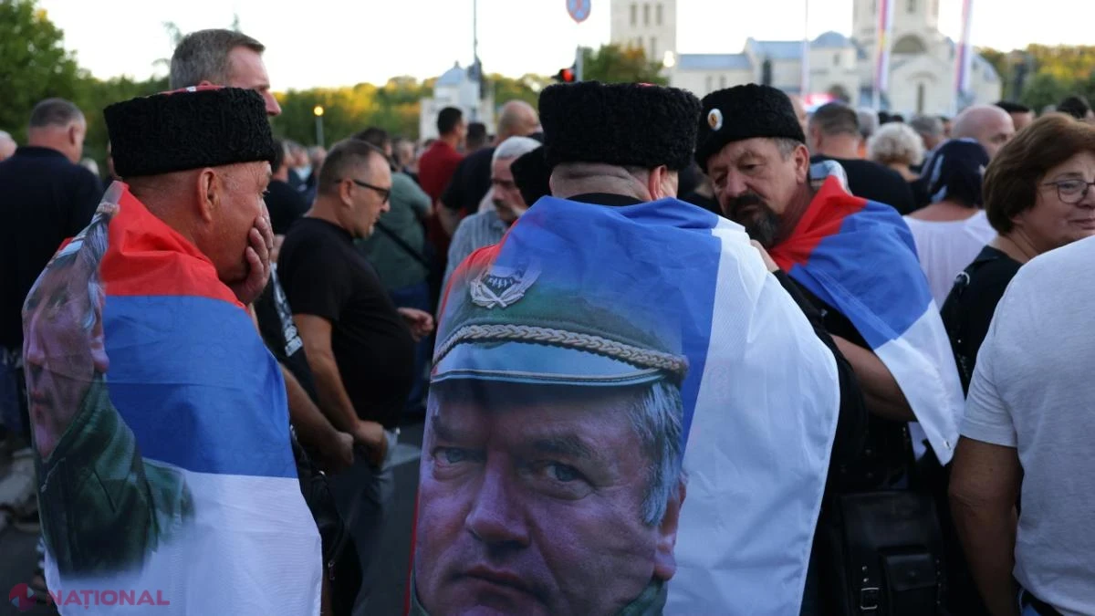 Mii de persoane la înmormântarea lui Ratko Mladić, „măcelarul din Bosnia”, glorificat drept erou la Belgrad