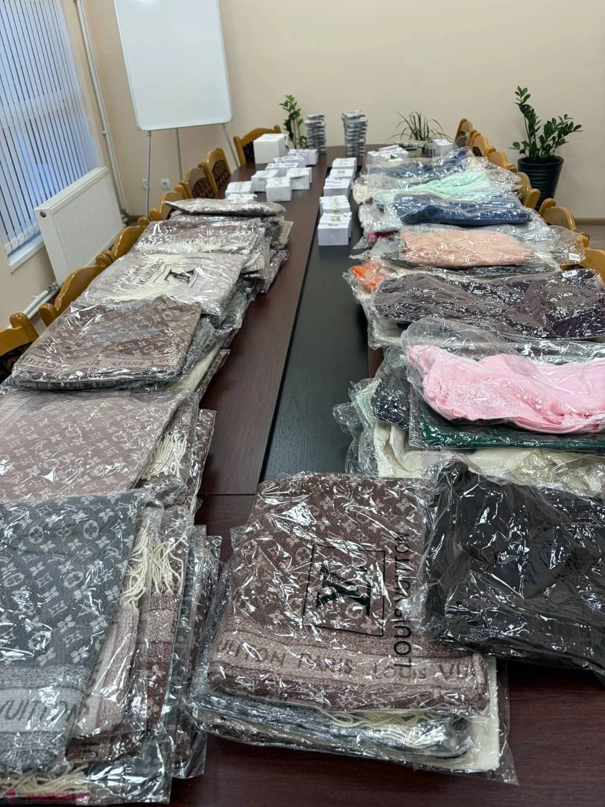 Peste 10 000 de articole pentru pescuit, printre mărfurile nedeclarate depistate la PTF Tudora