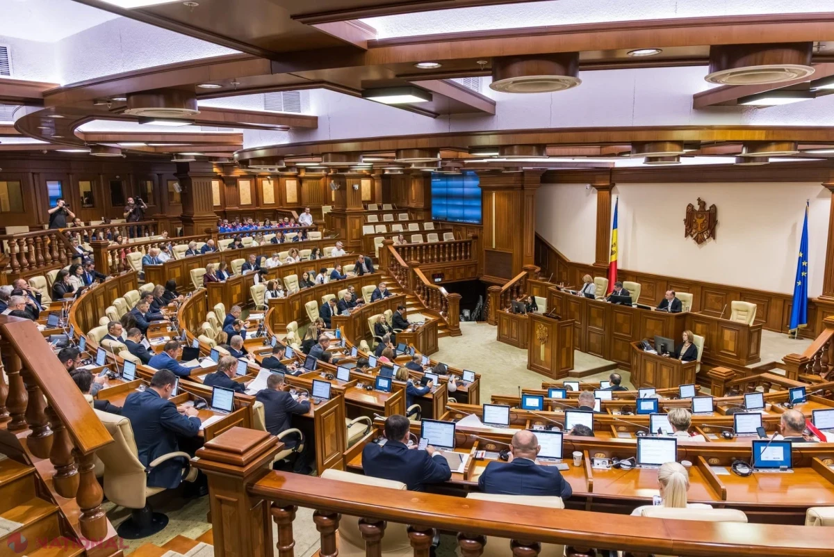VIDEO // Parlamentul se întrunește marți pentru a examina instituirea stării de urgență în domeniile energetic și hidrologic