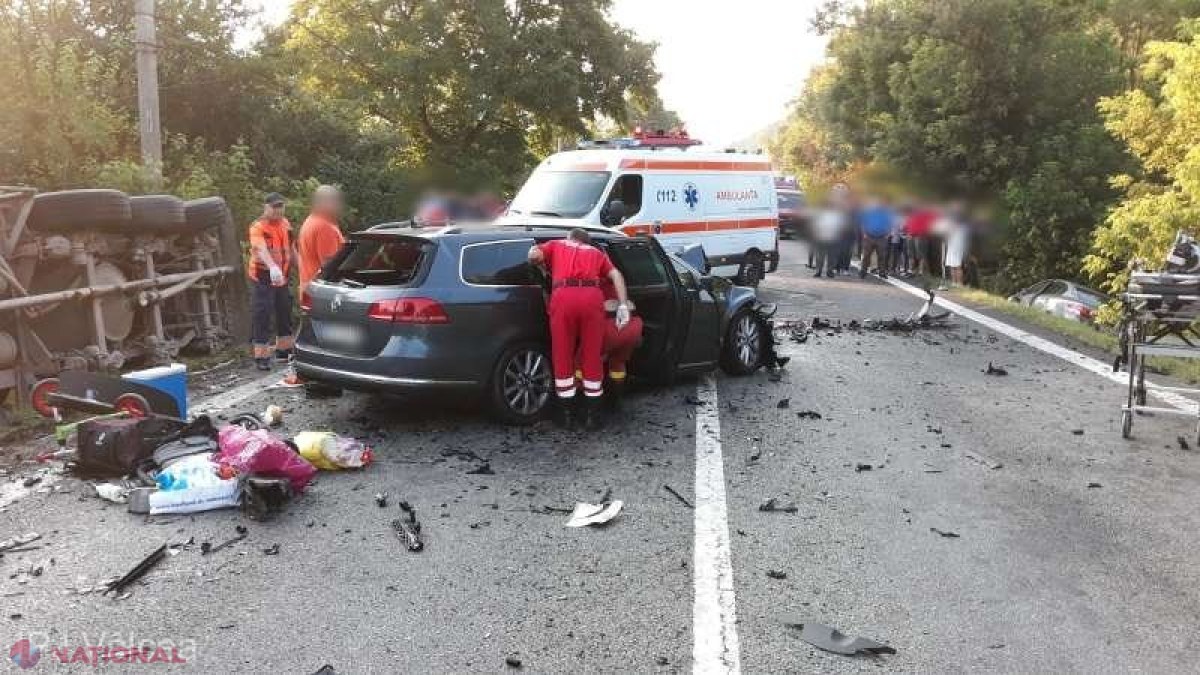 TRAGEDIE // Doi moldoveni, soț și soție, au DECEDAT într-un accident produs în România. Copilul lor de patru ani a ajuns în spital. Familia venea din Germania