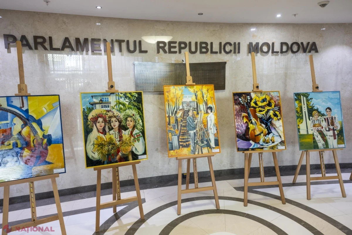 Lucrările elevilor Școlii de Arte „Mihai Bătrânu” din Dondușeni, expuse la Parlament