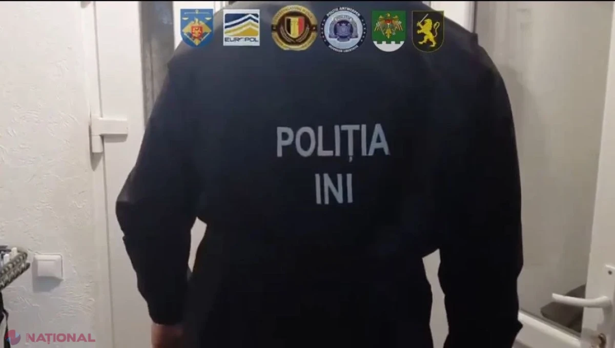 Patru bărbați, suspectați că au furat șase automobile Range Rover din Belgia. Percheziții în Moldova