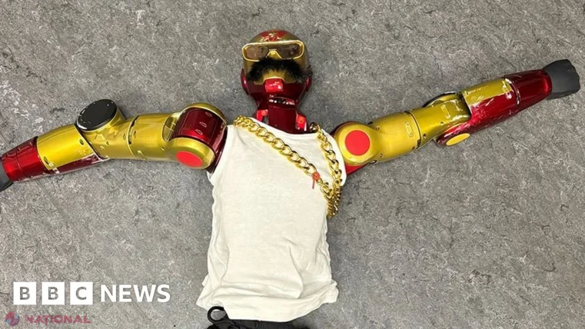 Poliția germană a confiscat un robot care ar fi pipăit o adolescentă de 16 ani