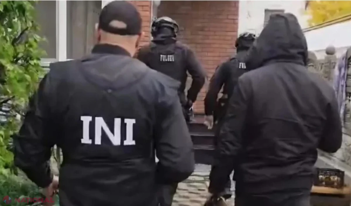 Poliția investighează o grupare suspectată că mobiliza tineri pentru proteste violente