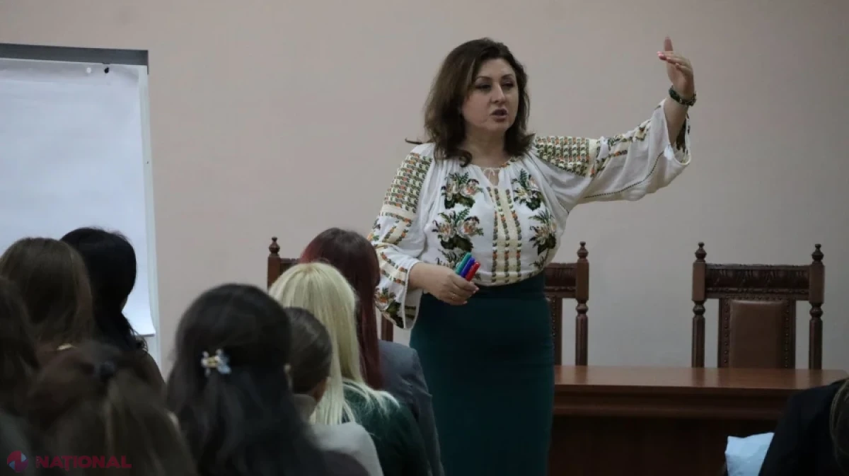 Peste 150 de cadre didactice debutante participă la tabăra „Sunt PRO, sunt PROfesor”