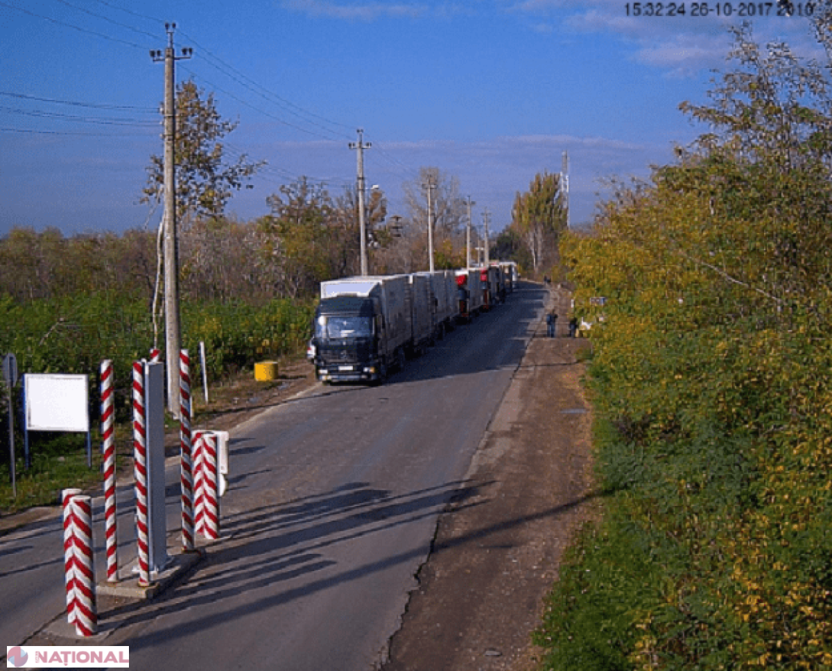 Transportatorii de mărfuri sunt îndemnați să EVITE Vama Sculeni până pe 4 noiembrie