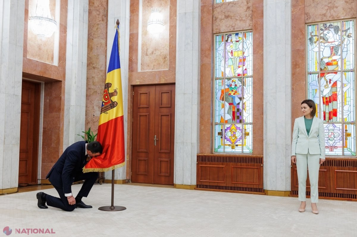 Maia Sandu, cerințe clare pentru noul ministru al Finanțelor, Petru Rotaru, după ce a depus JURĂMÂNUL de învestire. „Să acționați cu fermitate împotriva celor care încearcă să facă evaziune fiscală și să ocolească legea”