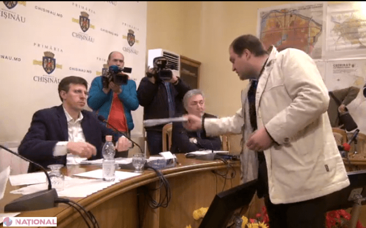 Scandal la ședința Primăriei provocat de un deputat