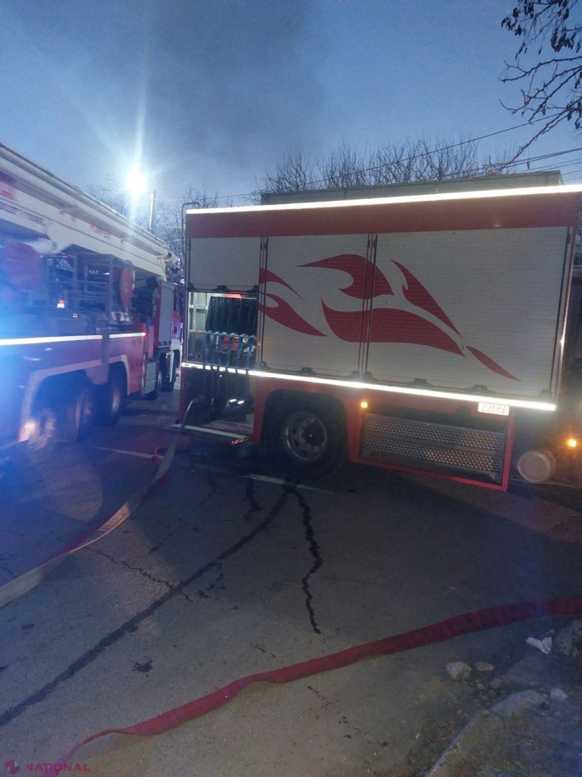 FOTO // Arde ,,Romanița