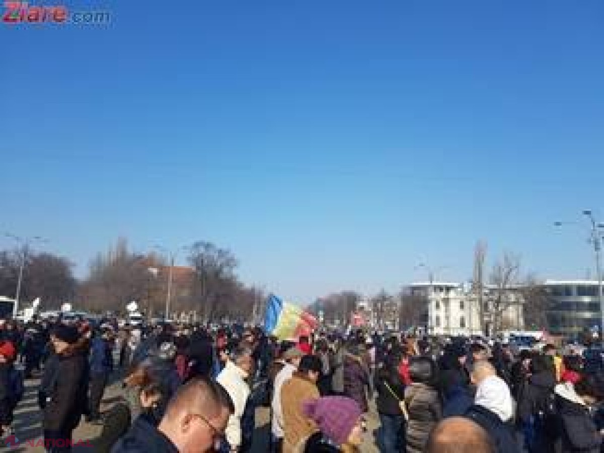 România solidară: O grădiniţă îi invită pe „părinţii protestatari” să îşi lase copiii, chiar şi peste noapte 