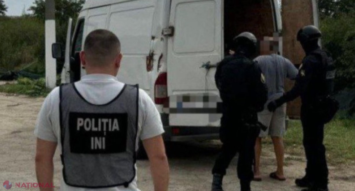 VIDEO // Persoane EXPLOATATE ca ROBII la o fermă din Hâncești. Patronul le-a promis victimelor salarii între 6 000 și 10 000 de lei, dar nu le-a plătit niciun ban timp de aproape un an