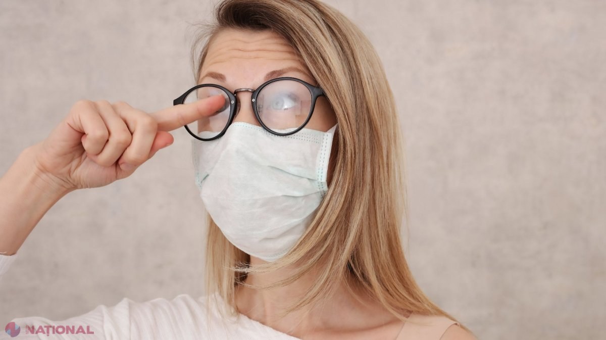 Cum poți preveni aburirea ochelarilor când porți mască. Ce truc simplu trebuie să folosești