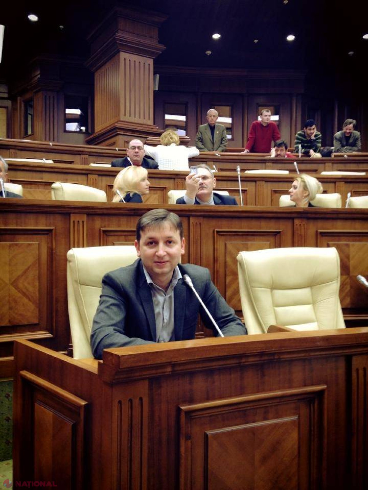BUCURIA comuniștilor și ZÂMBETUL lui Tkaciuk