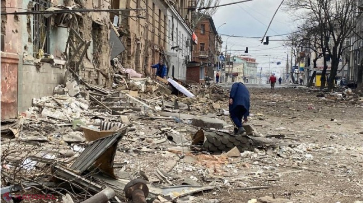 Catastrofă umanitară în Mariupol. Cadavrele zac pe străzi, oamenii sunt flămânzi și topesc zăpada pentru că nu au apă potabilă