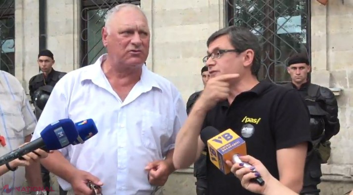 VIDEO  // Reprezentanții federațiilor sportive au protestat la sediul PAS: „Maia Sandu, sportul este o prioritate!”