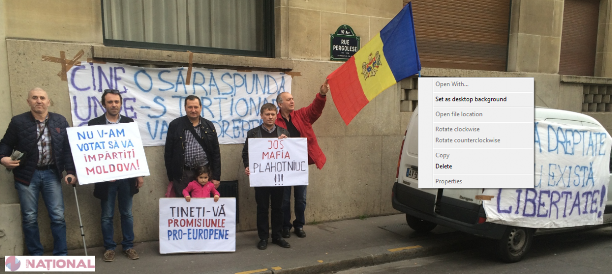 Protest în fața Ambasadei R. Moldova la Paris