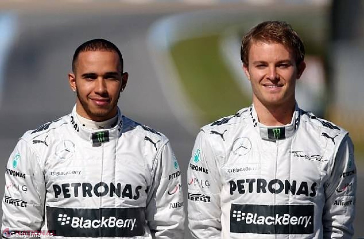 Mercedes i-a găsit înlocuitor lui Rosberg. Cine vine lângă Hamilton din 2017: 