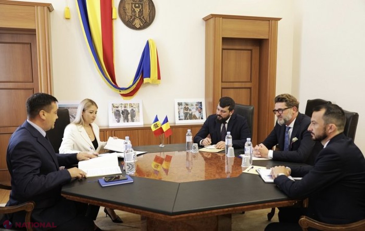 ​Noul ministru de Interne, Adrian Efros, discuții cu Ambasadorul României, Cristian-Leon Țurcanu, despre posibilitatea extinderii controalelor comune la mai multe puncte de trecere a frontierei moldo-române și fortificarea securității R. Moldova