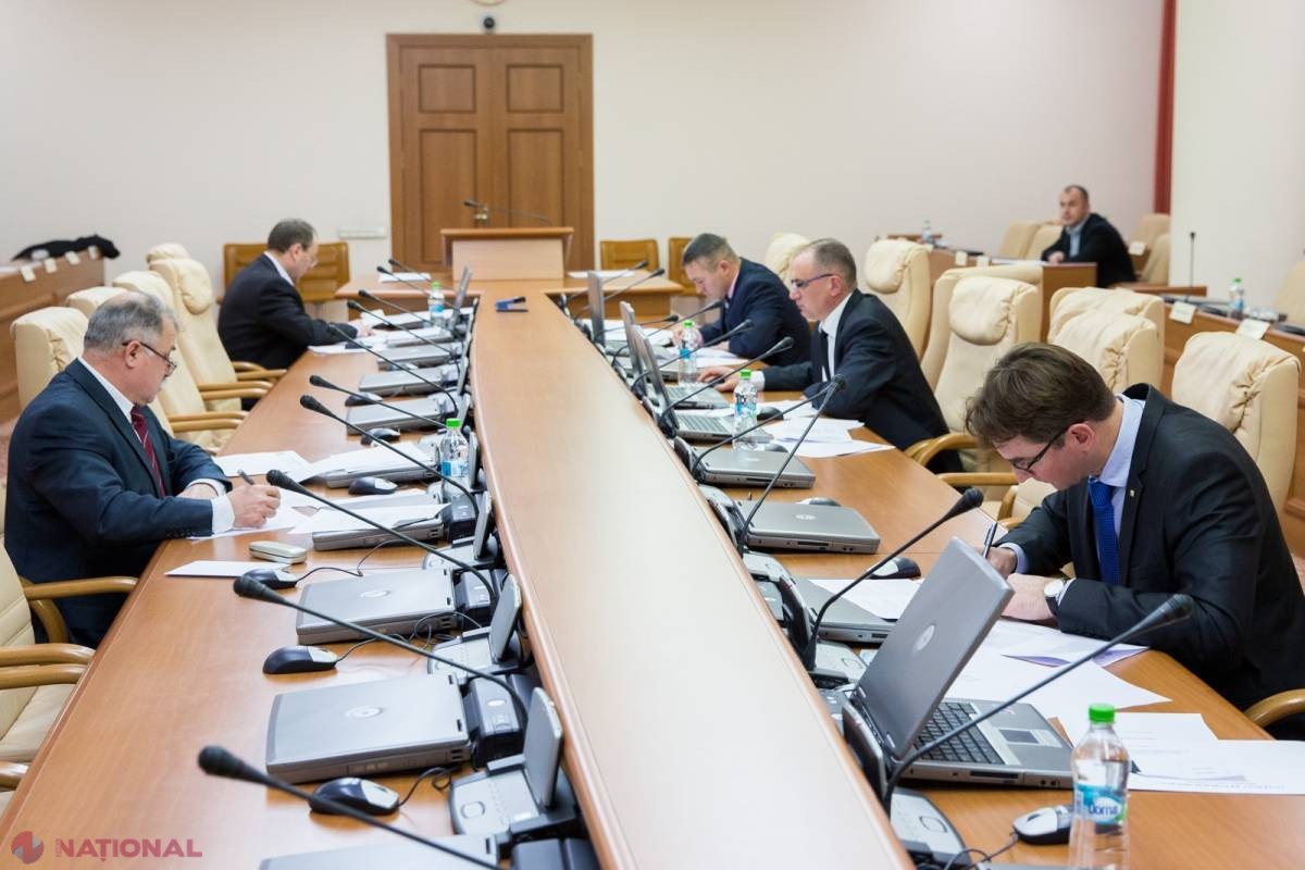 Un singur candidat a rămas în cursa pentru fotoliul de magistrat al Curții Constituționale