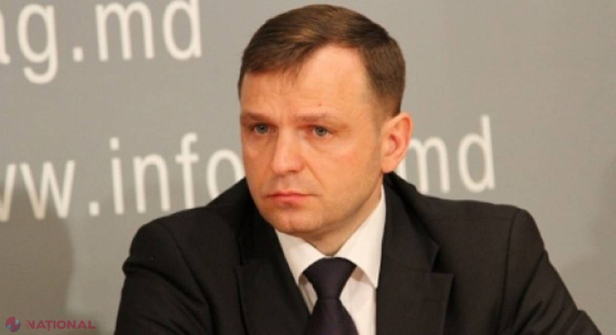 Andrei Năstase are strânse semnăturile necesare pentru candidatura sa la prezidențiale, dar NU se grăbește să le ducă la CEC. Ce explicație oferă
