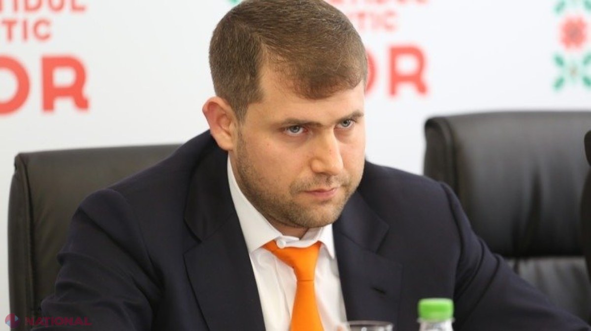VIDEO // Ilan Șor infirmă participarea Partidului „ȘOR” într-o nouă coaliție: „Liniștiți-vă și calmați-vă, toți cei care speculați pe tema viitoarei coaliții. Nu încercați să ne cununați fără să ne întrebați”