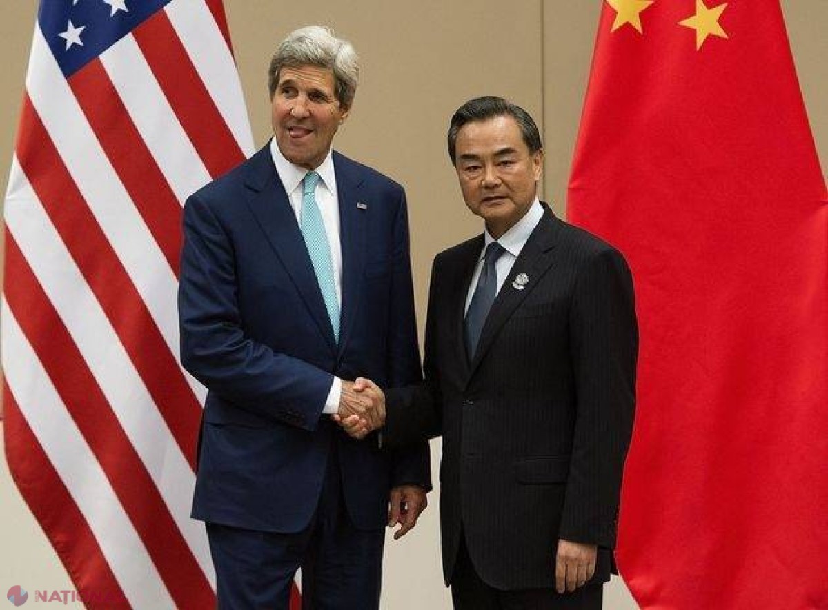 În toiul TENSIUNILOR dintre SUA şi China, Kerry a întârziat o ORĂ la întâlnirea cu ministrul de Externe chinez. Ce s-a întâmplat în faţa presei