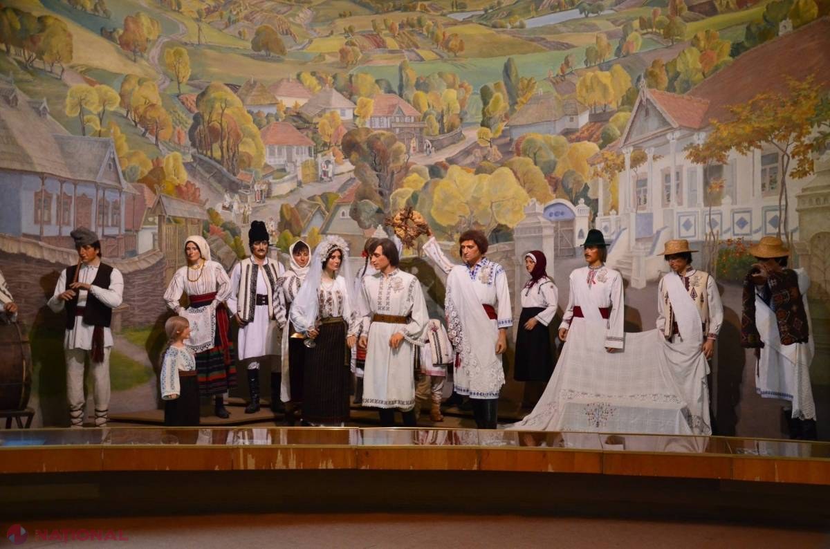 Colecții de EXCEPȚIE de II românești, expuse la Muzeul de Etnografie și Istorie Naturală din Chișinău