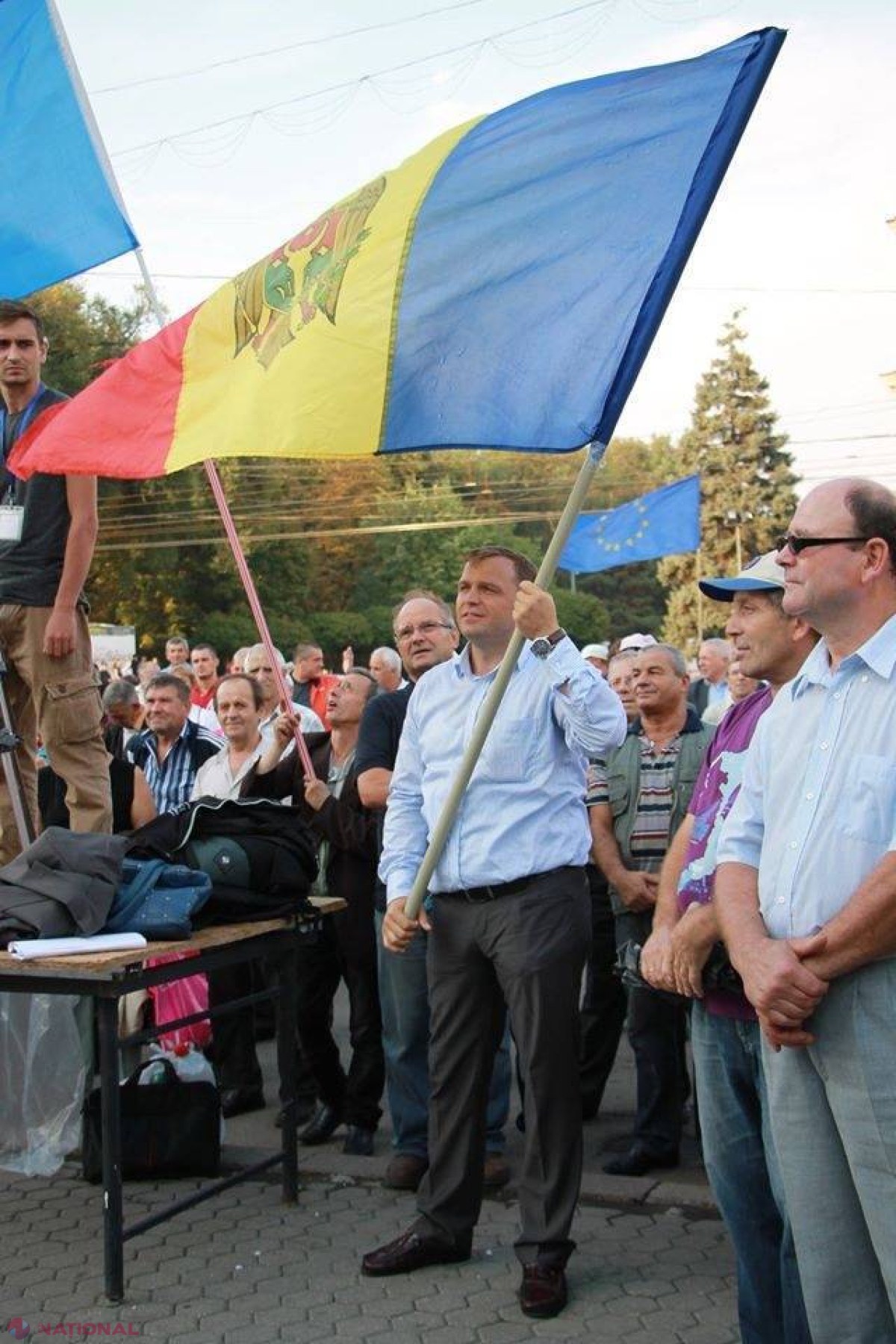 Un candidat la prezidențiale face un APEL de la Barcelona: „Uniți-vă eforturile, fie că sunteți în Italia, Portugalia, Spania, Germania, SUA, Rusia sau Japonia”