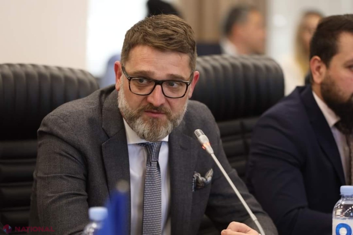 Ambasadorul României la Chișinău FELICITĂ cetățenii R. Moldova și autoritățile proeuropene, după ce Comisia Europeană a recomandat deschiderea negocierilor de ADERARE la UE