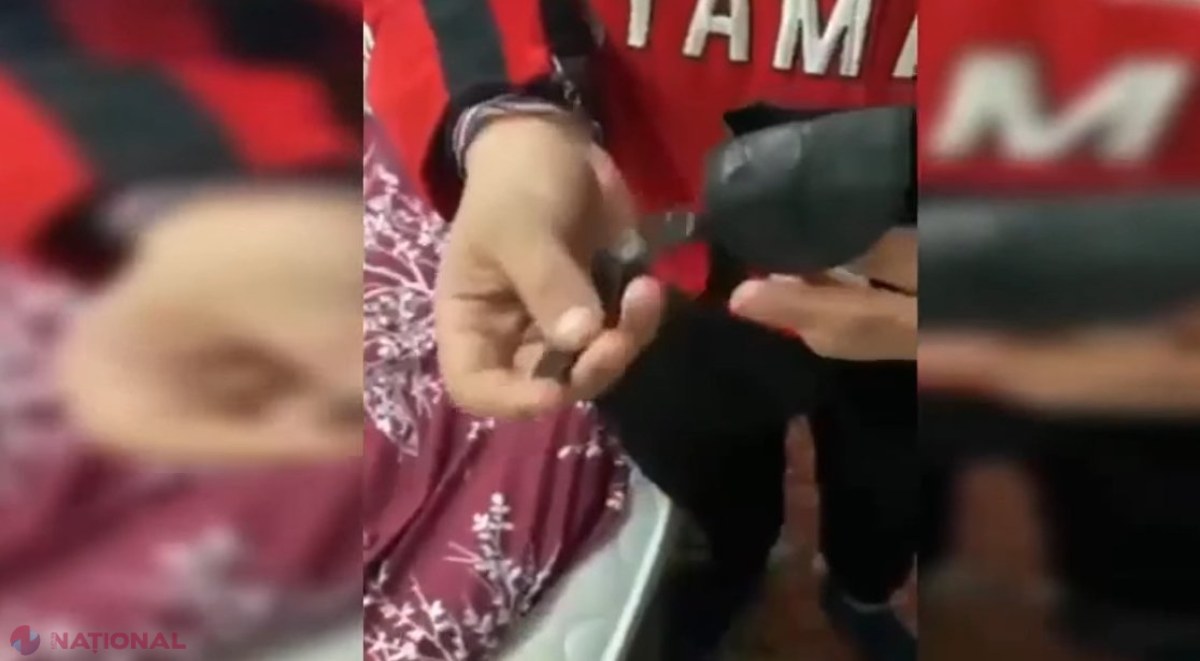 VIDEO // Un bărbat a fost luat la PUMNI în centrul capitalei de către un MINOR, care l-a deposedat de telefonul mobil și de ceas