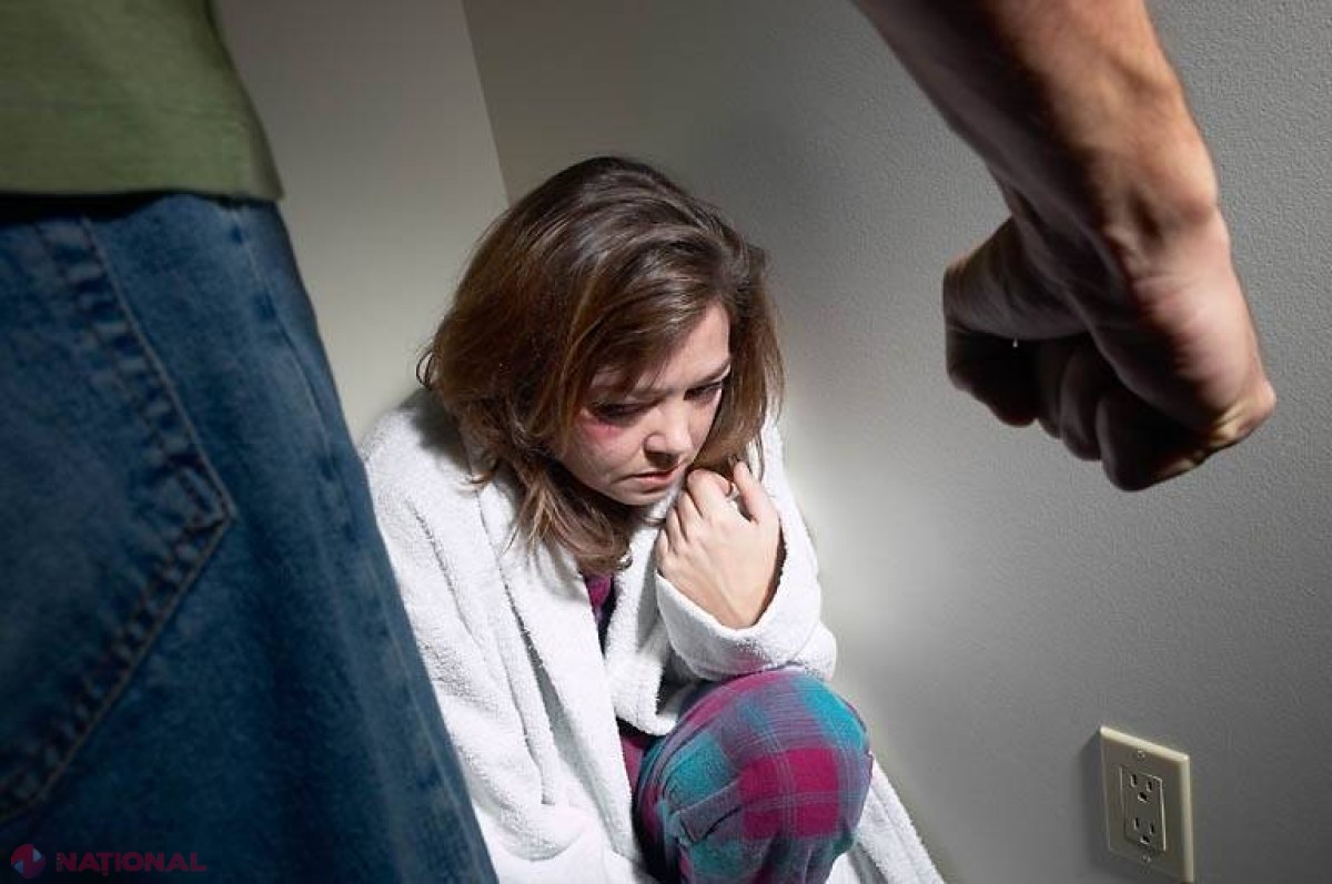 VIOLENȚĂ // Șase din zece femei sunt agresate în familie