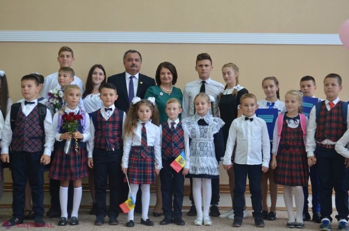 Școlile din raionul Soroca au trecut la practica UNIFORMELOR școlare: „Nu e vorba de ordinul ministrului și nici de hotărârea de Guvern”