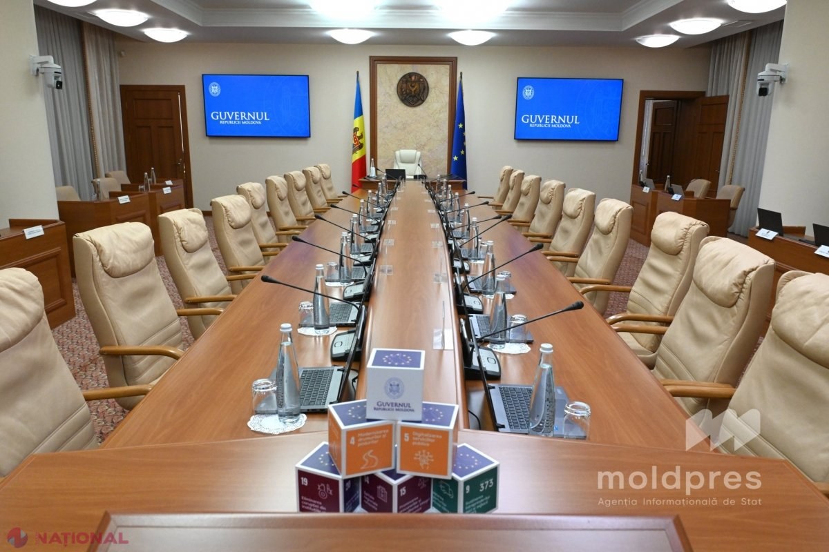 Lilian Carp a oferit DETALII despre viitorul Cabinet de Miniștri. „În această săptămână vom avea numele premierului…, foarte curând va fi anunțată NOUA candidatură. Unii miniștri NU se vor regăsi în viitorul Guvern. Va fi VOTAT rapid”
