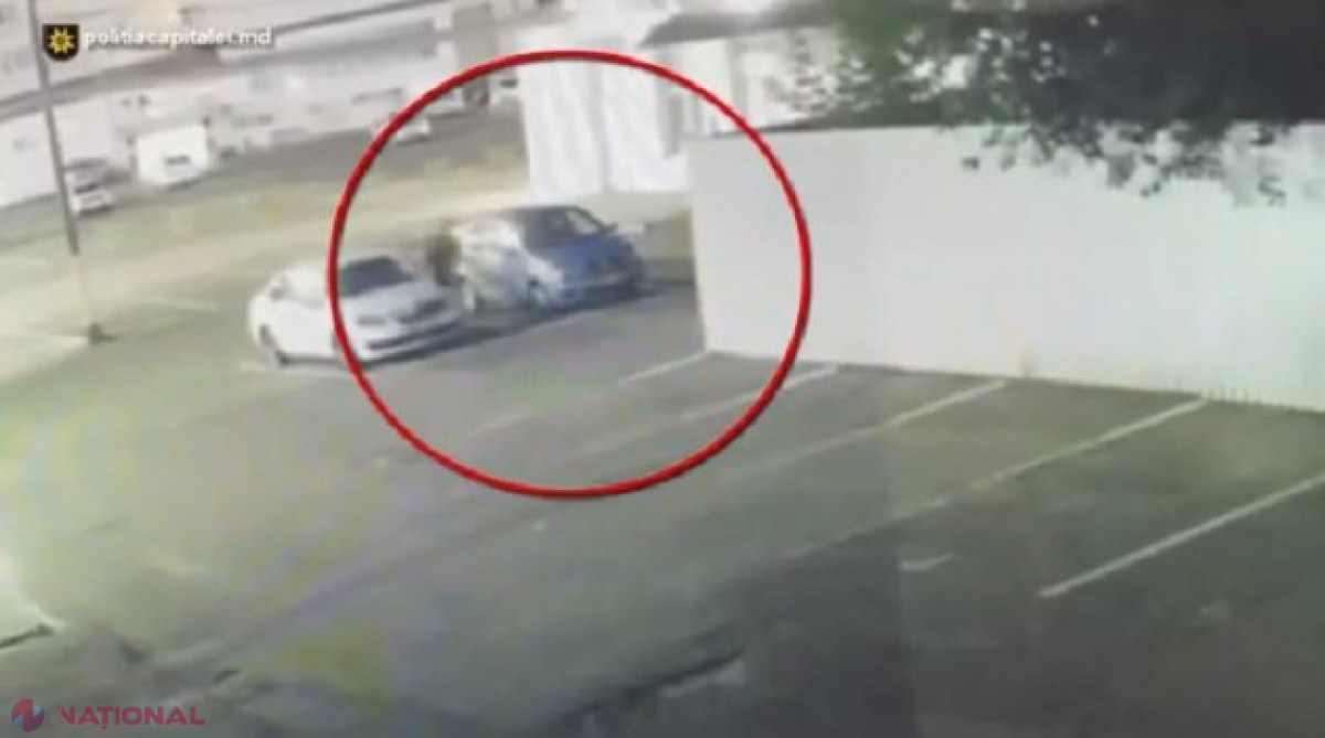 VIDEO // A sustras o mașină parcată în Chișinău și a ieșit noaptea la plimbare: Adolescentul a accidentat la scurt timp o mașină și este cercetat penal și pentru răpire de automobil, și pentru provocarea unui accident rutier