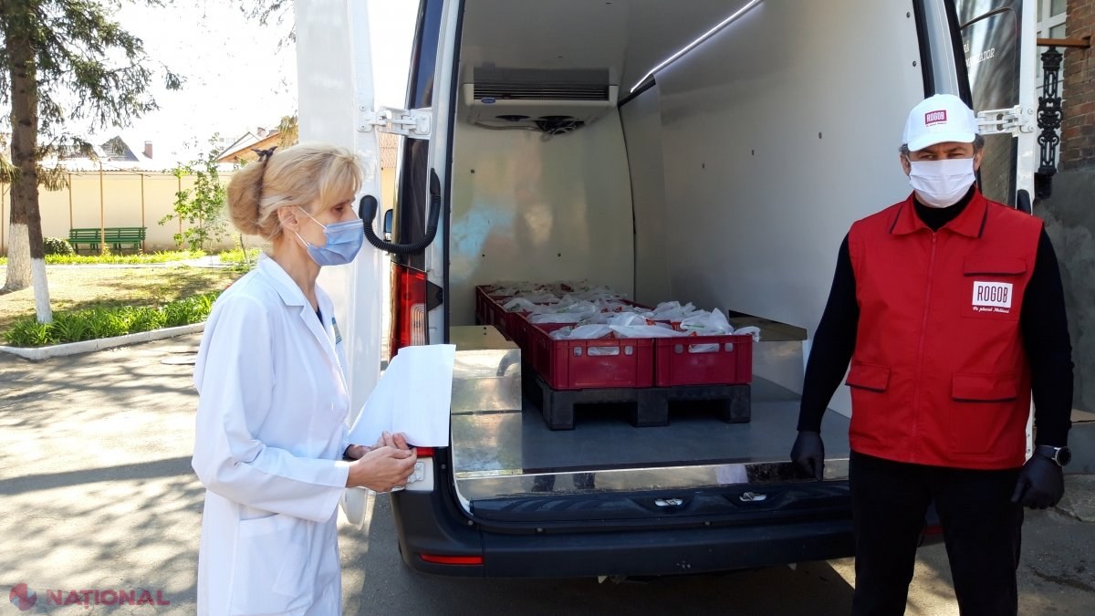 GALERIE FOTO // Compania „ROGOB” face o nouă DONAȚIE pentru lucrătorii medicali din prima linie a luptei cu COVID – 19: „Ei sunt eroii noştri şi vor rămâne eroi pentru totdeauna”