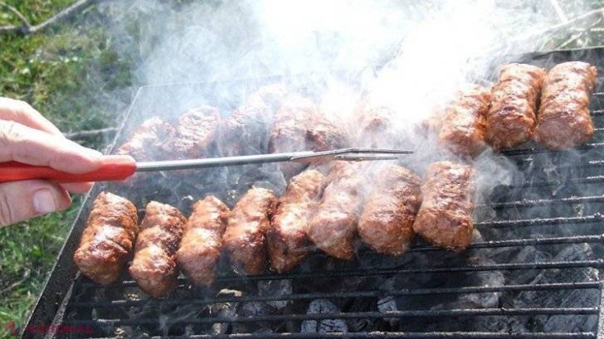 REȚETA asta este de SALVAT! E rețeta originală de MICI româneşti 