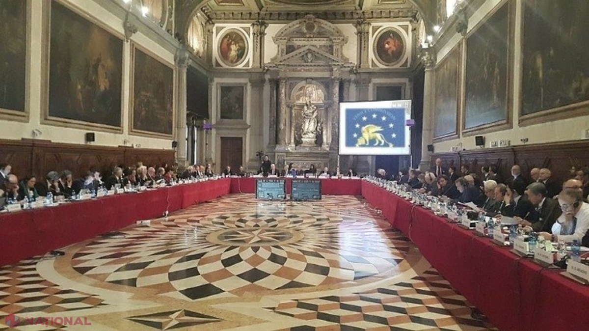 Comisia de la Veneția regretă că Parlamentul de la Chișinău nu a așteptat avizul cerut, dar s-a grăbit să voteze modificările Legii privind CSM