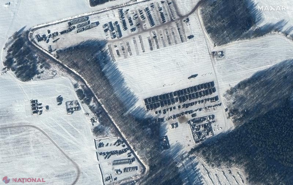 FOTO // Putin nu a renunțat la ideea să INVADEZE Ucraina? Noi imagini din satelit arată desfășurarea trupelor și armelor rusești în Belarus la granița cu Ucraina, înainte de exercițiile militare