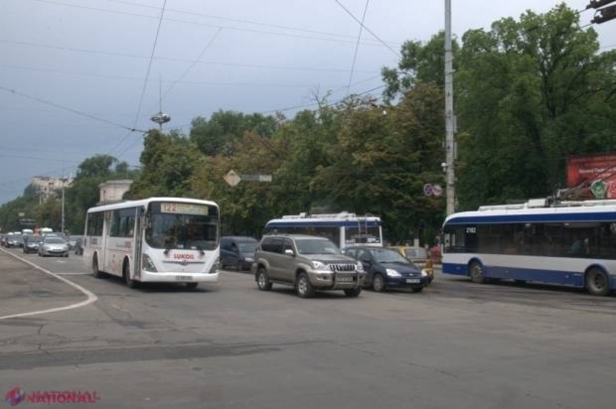 ATENȚIE! Mai multe rute de troleibuz și microbuz din Chișinău își SCHIMBĂ itinerarul