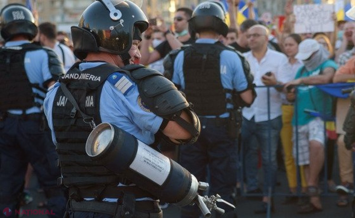 Primele REŢINERI în cazul violenţelor de vineri seara din București: Doi bărbaţi, acuzaţi de ultraj şi tulburarea ordinii la mitingul diasporei