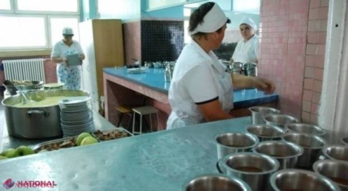 Bucătarii și dădacele din grădinițe vor primi salarii mai MARI cu 50%