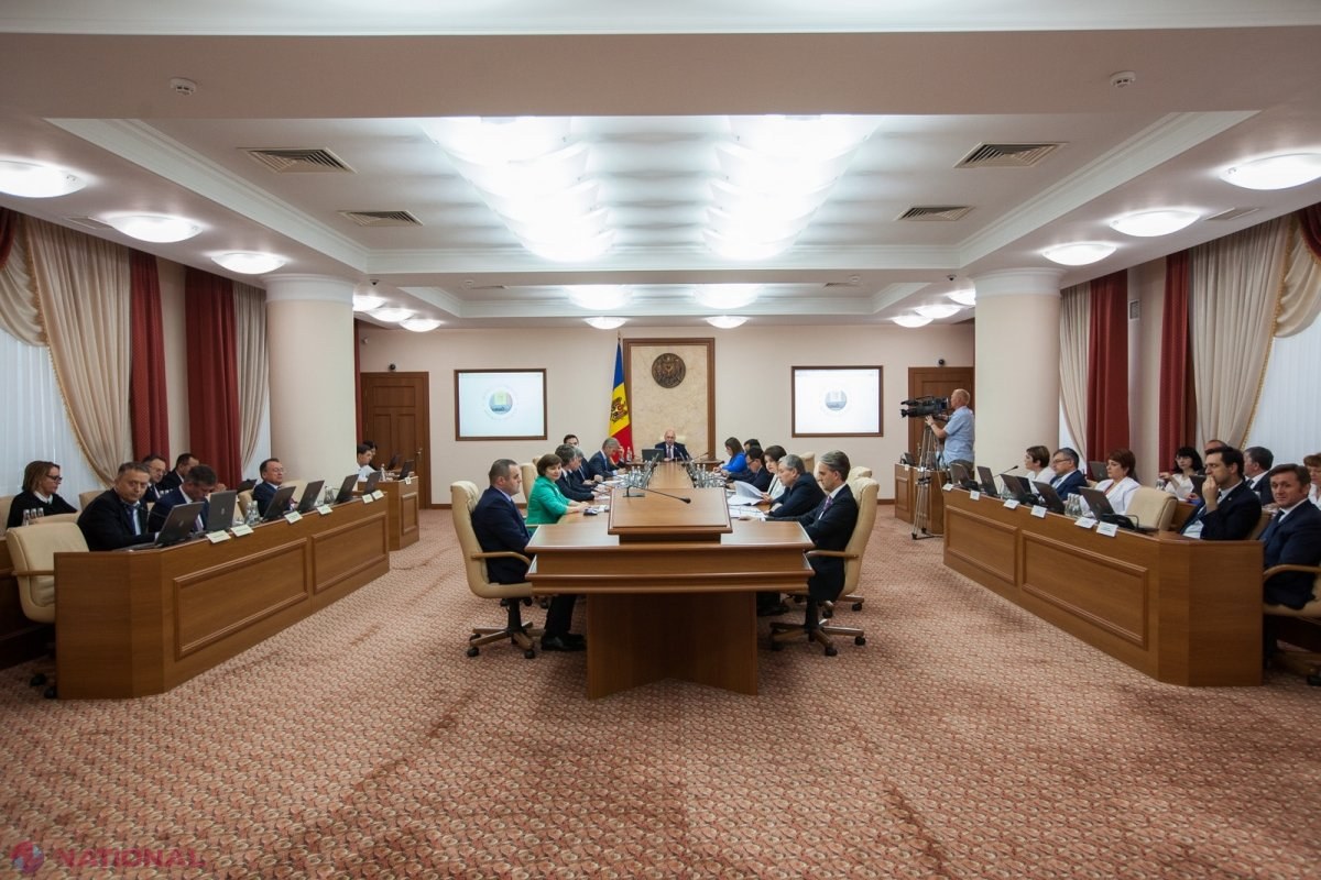 Săracii din R. Moldova vor primi câte 6 000 de lei