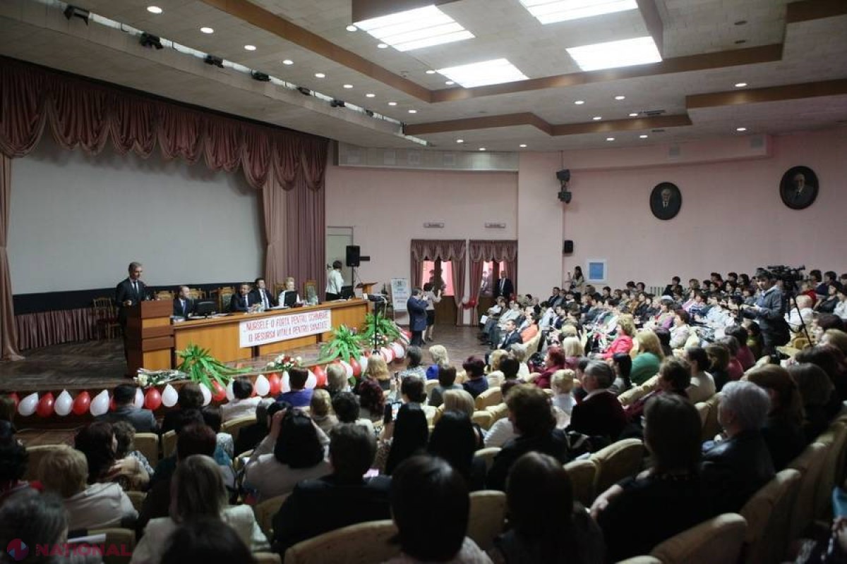 După ce a vorbit despre profesia tatălui său, Iurie Leancă dezvăluie meseria mamei sale